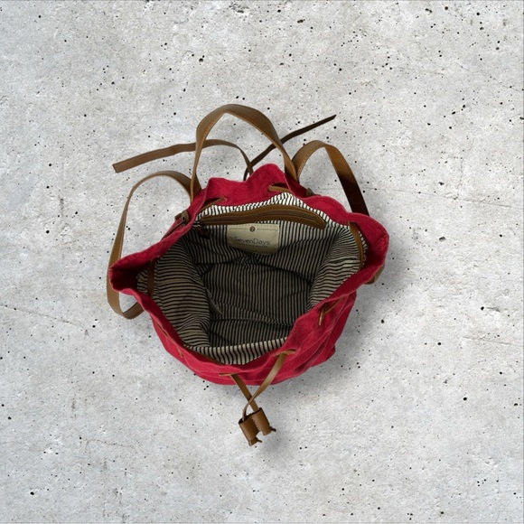 Seven Days Lifestyle & Dreams Red Fabric Drawstring Backpack Pockets - Picture 5 of 11